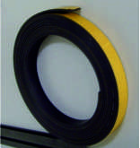 PVC MAGNETICO ADHESIVO 12.7X30000X1.5 MM.